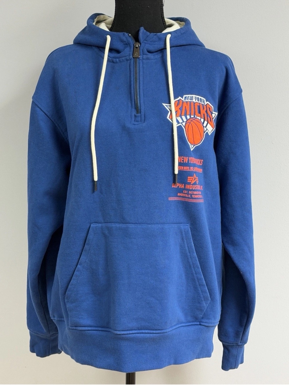 New Era x Alpha Industries New York Knicks half-zip hoodie Size M